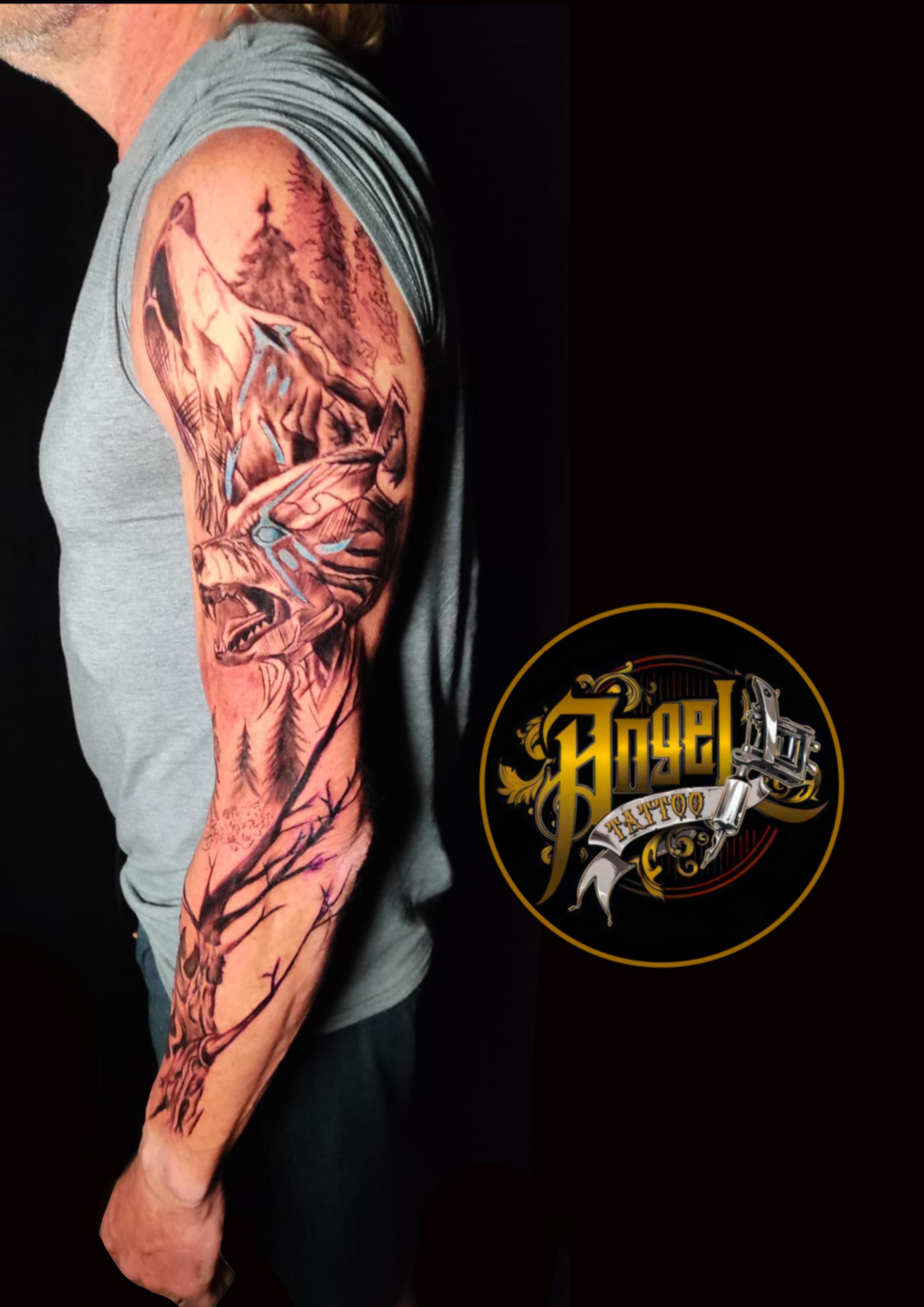 Black and Gray Tatto